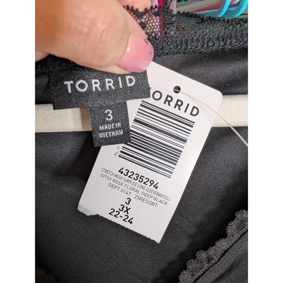 Torrid Black Dainty Floral Mesh Surplice‎ Babydoll Top Coquette Whimsigoth 3X - Picture 8 of 12